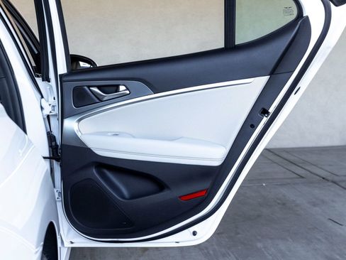 Used 2026 Genesis G70 3.3T Sport Prestige image 22