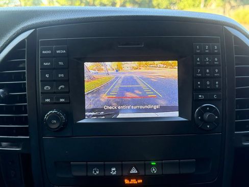 Used 2019 Mercedes-Benz Metris image 19