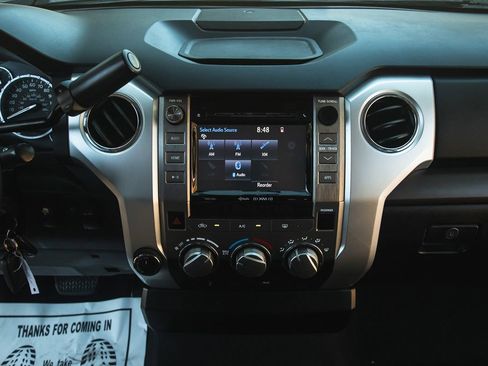 Used 2014 Toyota Tundra SR5 image 21