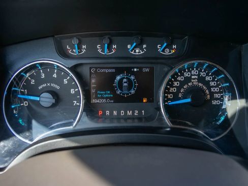 Used 2014 Ford F150 XLT w/ XLT Convenience Package AWD/4WD image 22