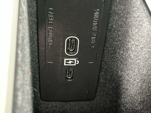 Used 2023 Volvo XC90 B6 Plus image 26