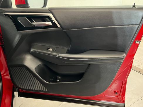 Used 2023 Mitsubishi Outlander SE image 23