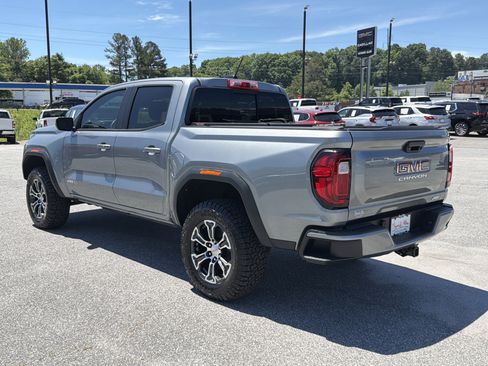 Used 2023 GMC Canyon AT4 AWD/4WD image 9