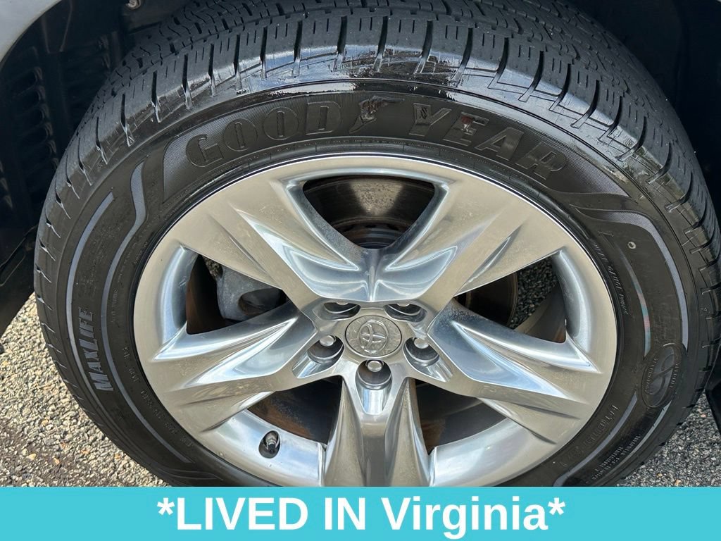 Used 2014 Toyota Highlander Limited Platinum AWD/4WD image 37