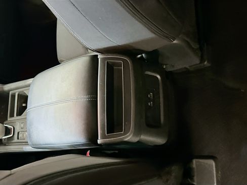 Used 2023 Nissan Pathfinder S AWD/4WD image 27