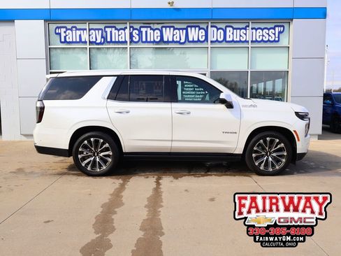 Used 2025 Chevrolet Tahoe High Country image 1