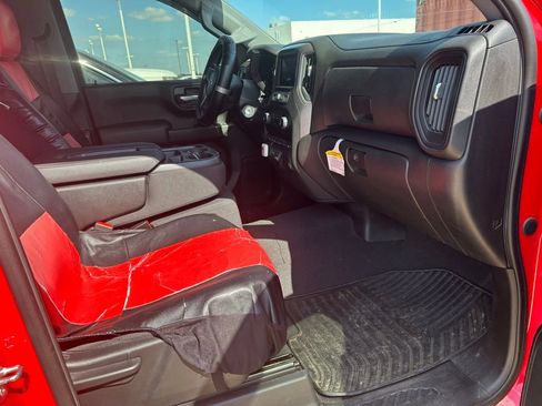 Used 2022 Chevrolet Silverado 1500 Custom w/ Rally Edition RWD image 3