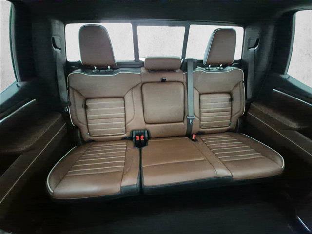 Used 2025 GMC Sierra 1500 Denali Ultimate AWD/4WD image 29