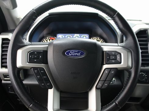 Used 2018 Ford F150 Lariat image 35