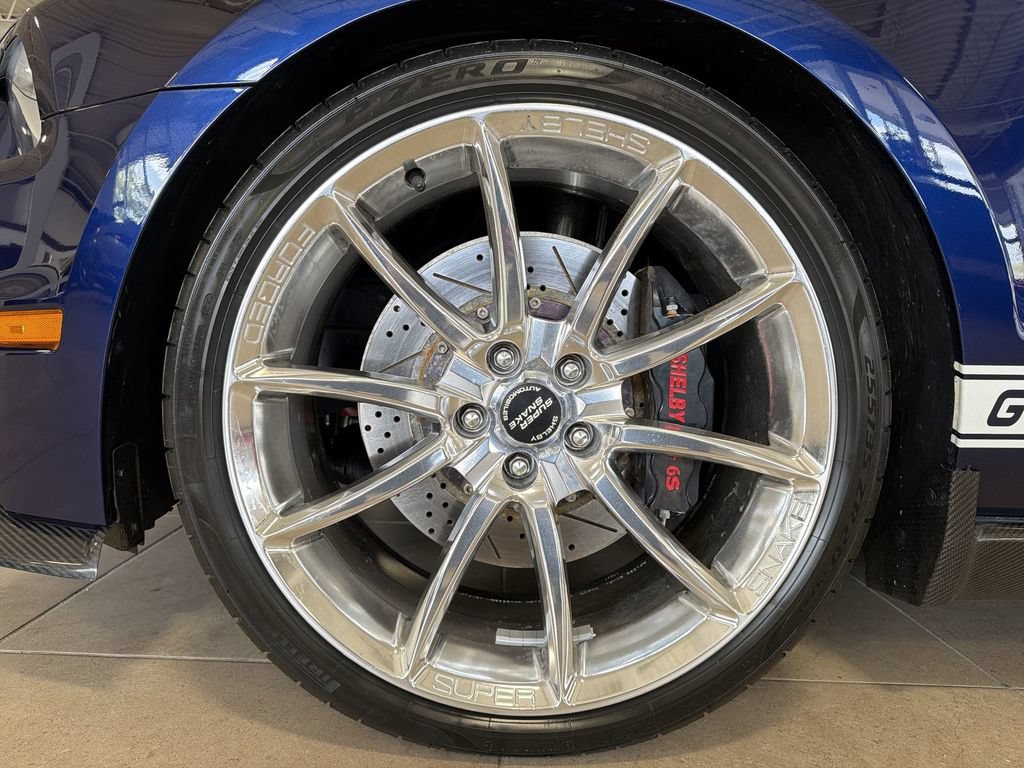 Used 2012 Ford Mustang Shelby GT500 RWD image 19