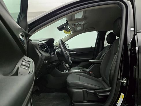 Used 2022 Buick Encore GX Preferred w/ Sport Touring Package image 17