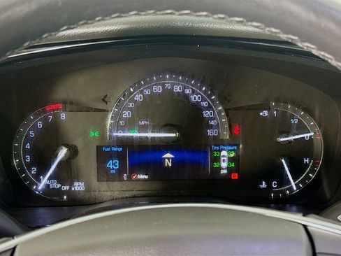 Used 2018 Cadillac XT5 Luxury w/ Driver Awareness Package image 16