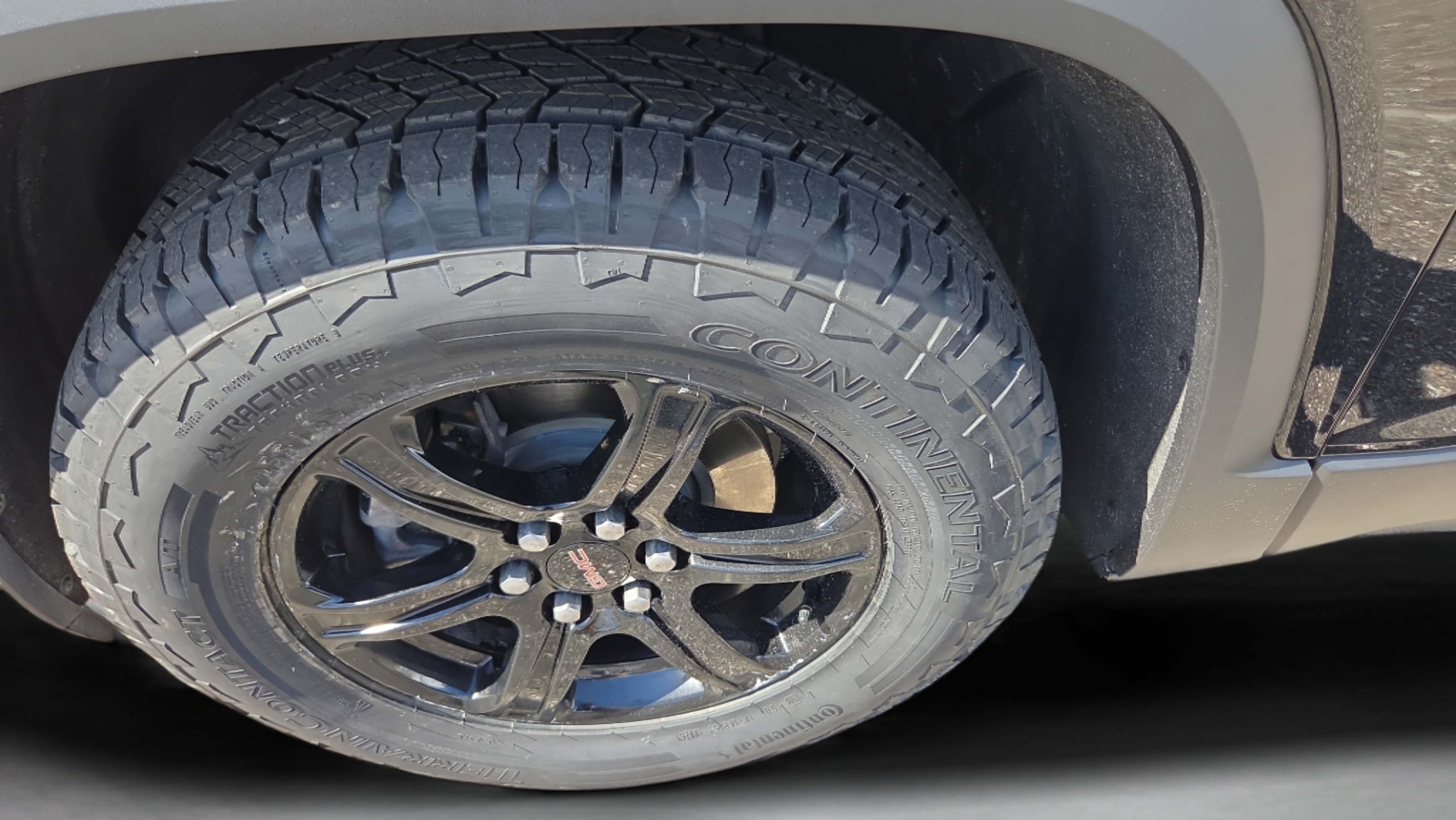 Certified 2023 GMC Acadia AT4 w/ Technology Package AWD/4WD image 32