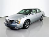 Used 2011 Cadillac DTS Luxury image 3