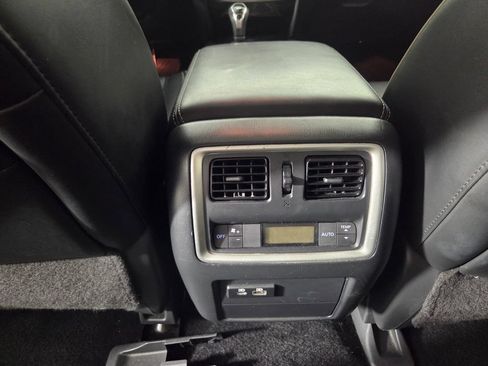 Used 2019 INFINITI QX60 Luxe w/ Essential Package FWD image 25