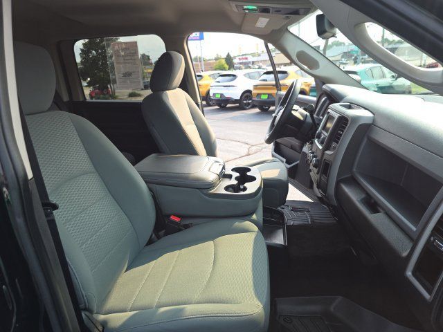 Used 2014 RAM 1500 Express w/ Black Ram 1500 Express Group AWD/4WD image 27