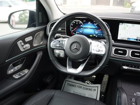 Used 2023 Mercedes-Benz GLS 580 4MATIC image 25
