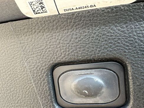Used 2019 Ford Edge Titanium w/ Equipment Group 301A FWD image 36