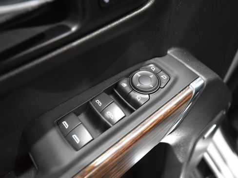 Used 2022 Chevrolet Silverado 1500 High Country AWD/4WD image 14