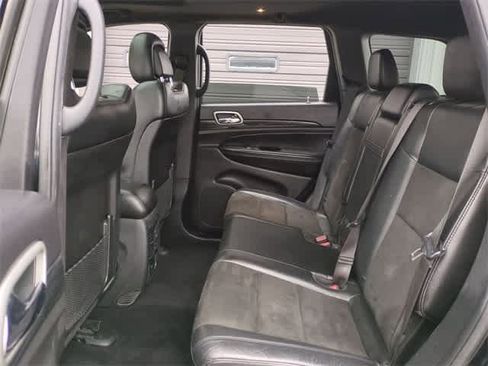 Used 2021 Jeep Grand Cherokee Laredo X image 20