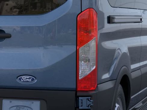 New 2026 Ford Transit 350 XL image 21