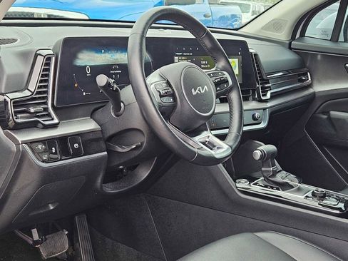 Certified 2024 Kia Sportage SX image 2