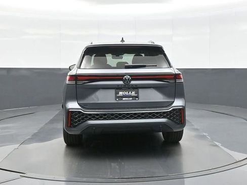 New 2026 Volkswagen Tiguan SE R-Line FWD image 6