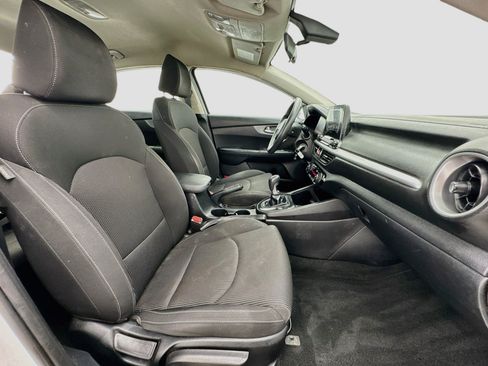Used 2019 Kia Forte Sedan FWD image 18
