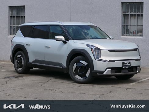 New 2026 Kia EV9 Wind image 1