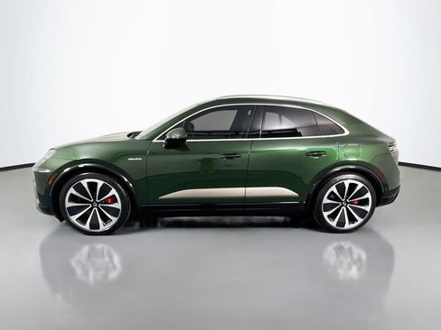 Certified 2024 Porsche Macan Turbo Electric AWD/4WD image 2