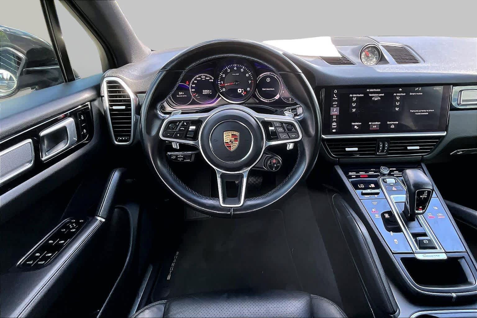 Used 2020 Porsche Cayenne AWD/4WD image 6
