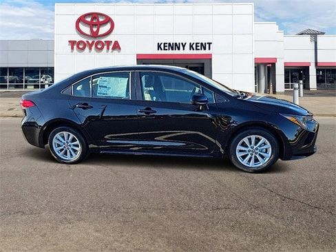 New 2026 Toyota Corolla LE image 2