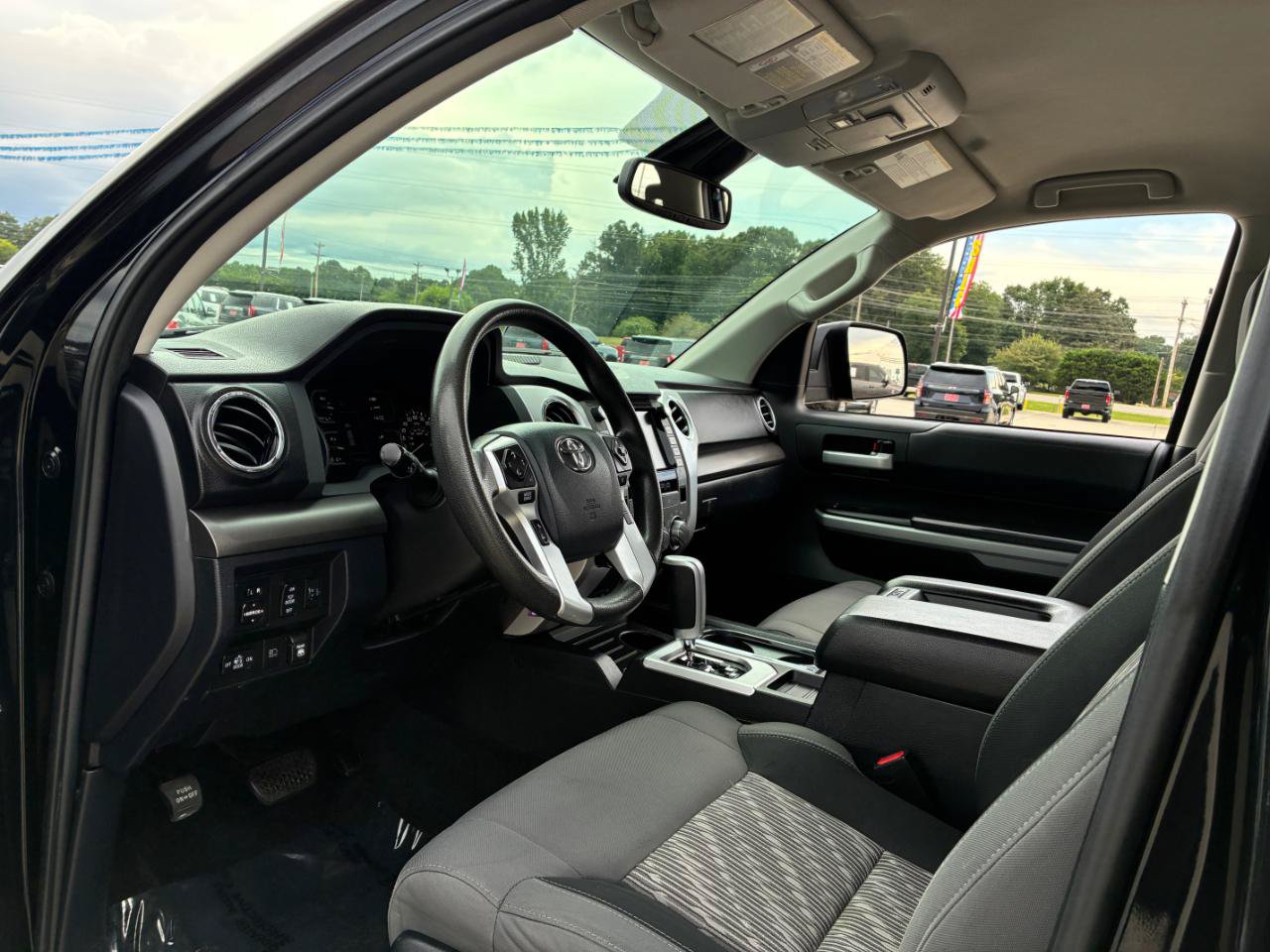 Used 2020 Toyota Tundra SR5 w/ SX Package AWD/4WD image 12