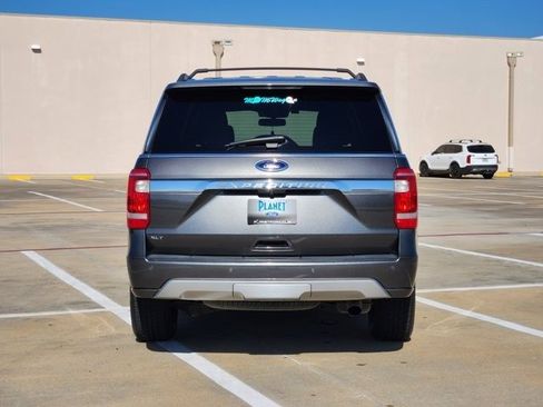 Used 2021 Ford Expedition XLT image 6