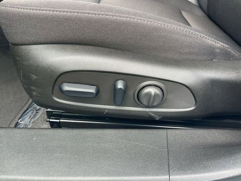 Used 2024 Chevrolet Malibu LT FWD image 10