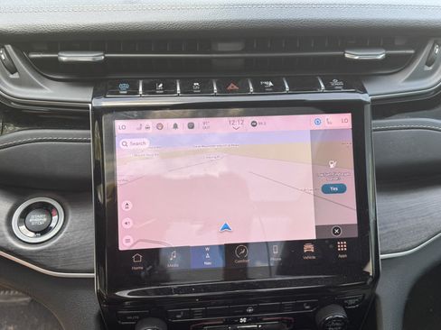 Used 2023 Jeep Grand Cherokee 4WD 4xe image 21