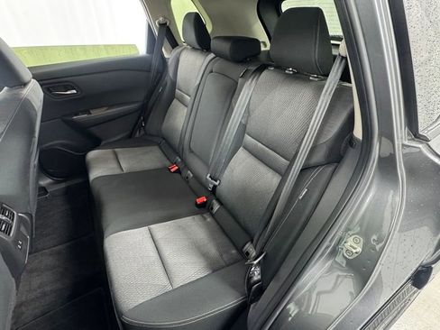 Used 2024 Nissan Rogue SV AWD/4WD image 12