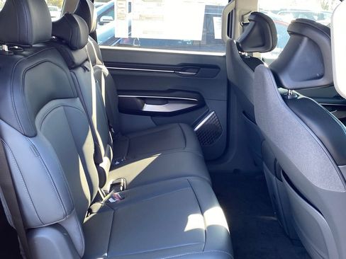 New 2026 Kia EV9 Light image 20