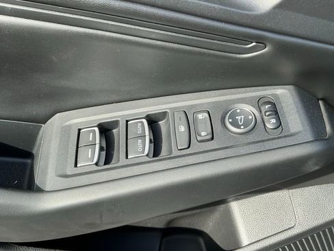 Used 2023 Honda Accord EX image 14