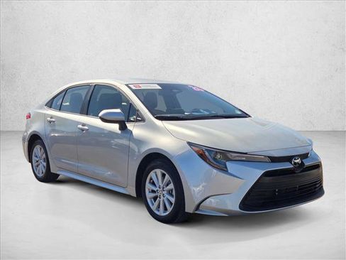 Certified 2026 Toyota Corolla LE w/ LE Premium Package image 3