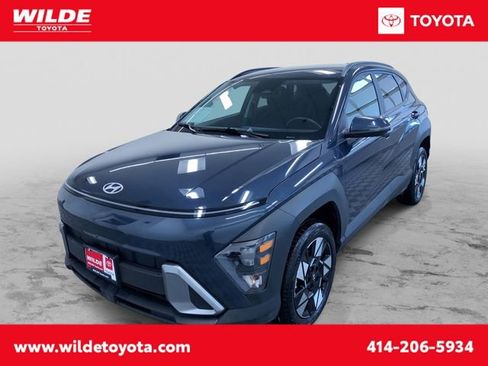 Used 2025 Hyundai Kona SEL image 1
