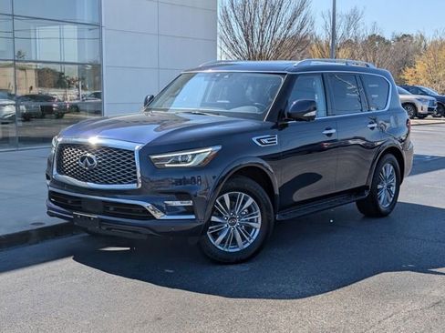Used 2024 INFINITI QX80 Luxe image 2