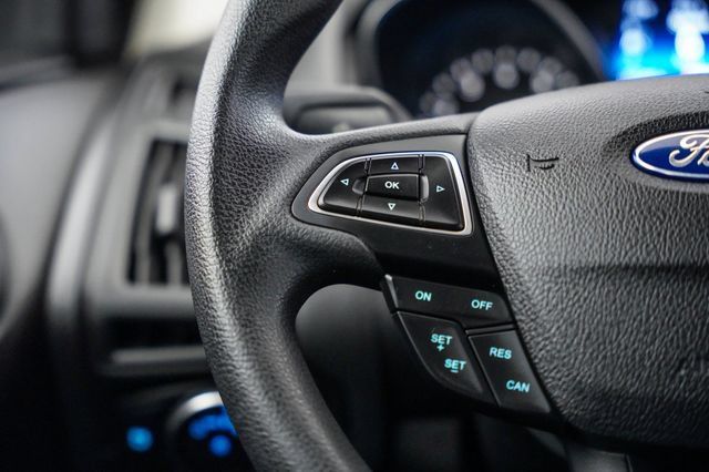 Used 2016 Ford Focus SE FWD image 49