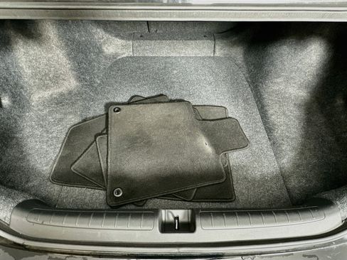 Used 2020 Honda Accord Touring image 28