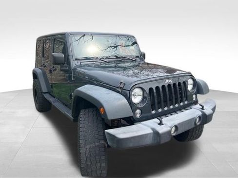 Used 2018 Jeep Wrangler Unlimited Sport S image 9