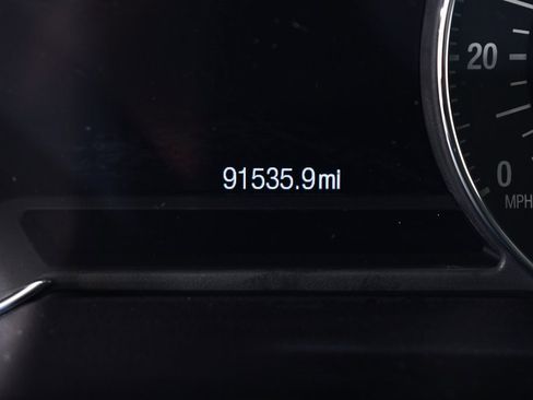 Used 2017 Ford Explorer Platinum image 29