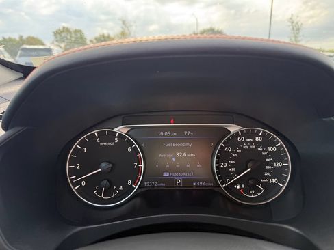 Used 2025 Nissan Altima 2.5 SR FWD image 14
