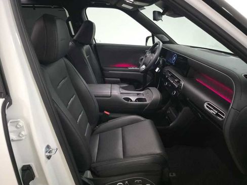 Used 2026 Hyundai Palisade Calligraphy AWD/4WD image 9