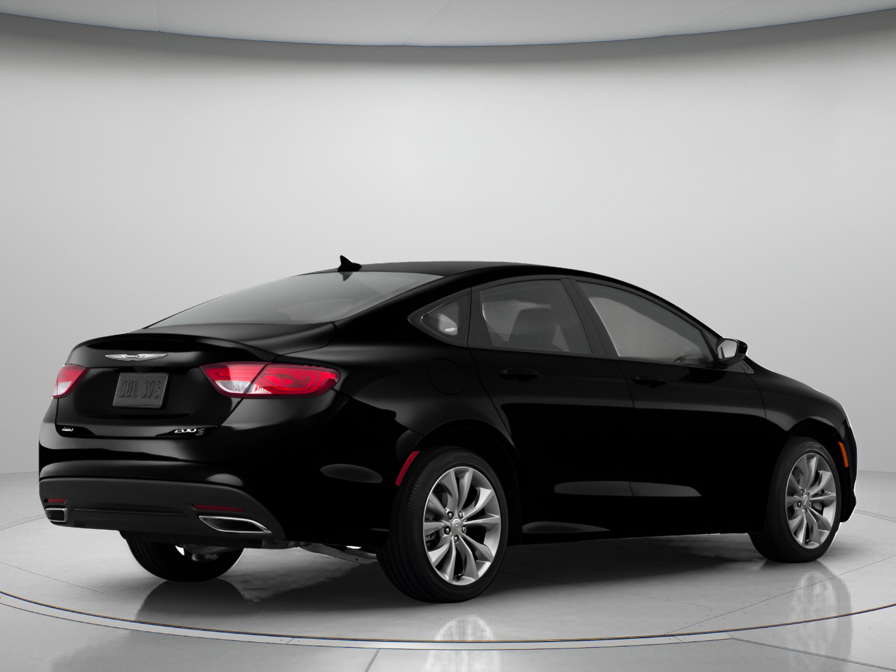 Used 2015 Chrysler 200 S w/ Navigation & Sound Group I FWD image 2