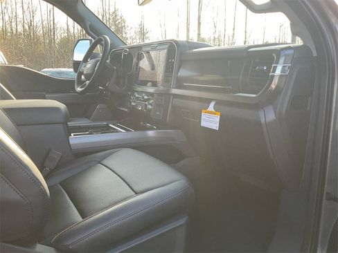 New 2026 Ford F250 Lariat w/ Chrome Package image 11